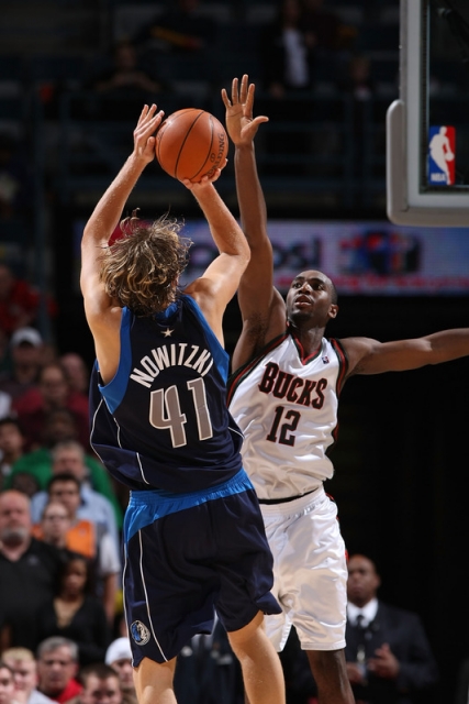 Dirk Nowitzki Fade away