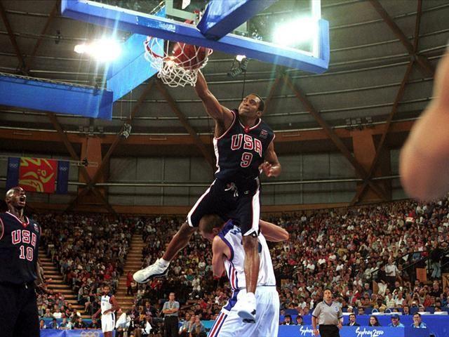 Vince Carter Dunk 2000