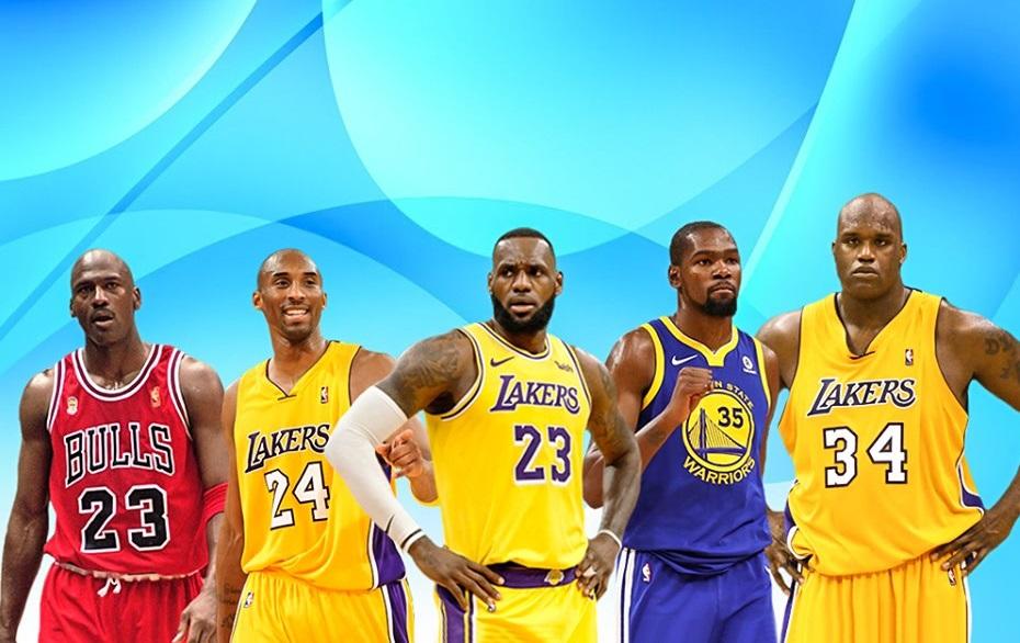 West Lakers разыгрывающий. Лучшая пятерка NBA all time. Семья смотри НБА время новый год.