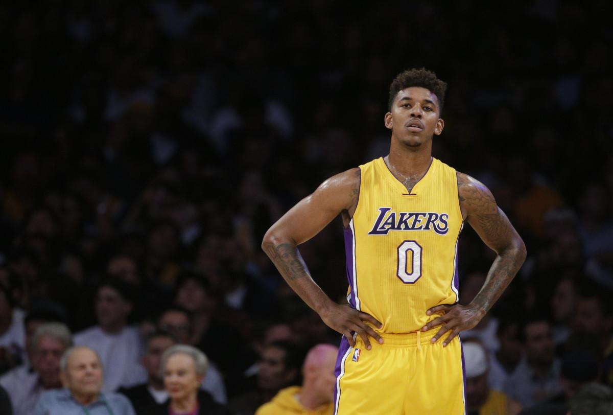 Ник янг. Nick young. Холден баскетболист чем занимается. Chill Bill.