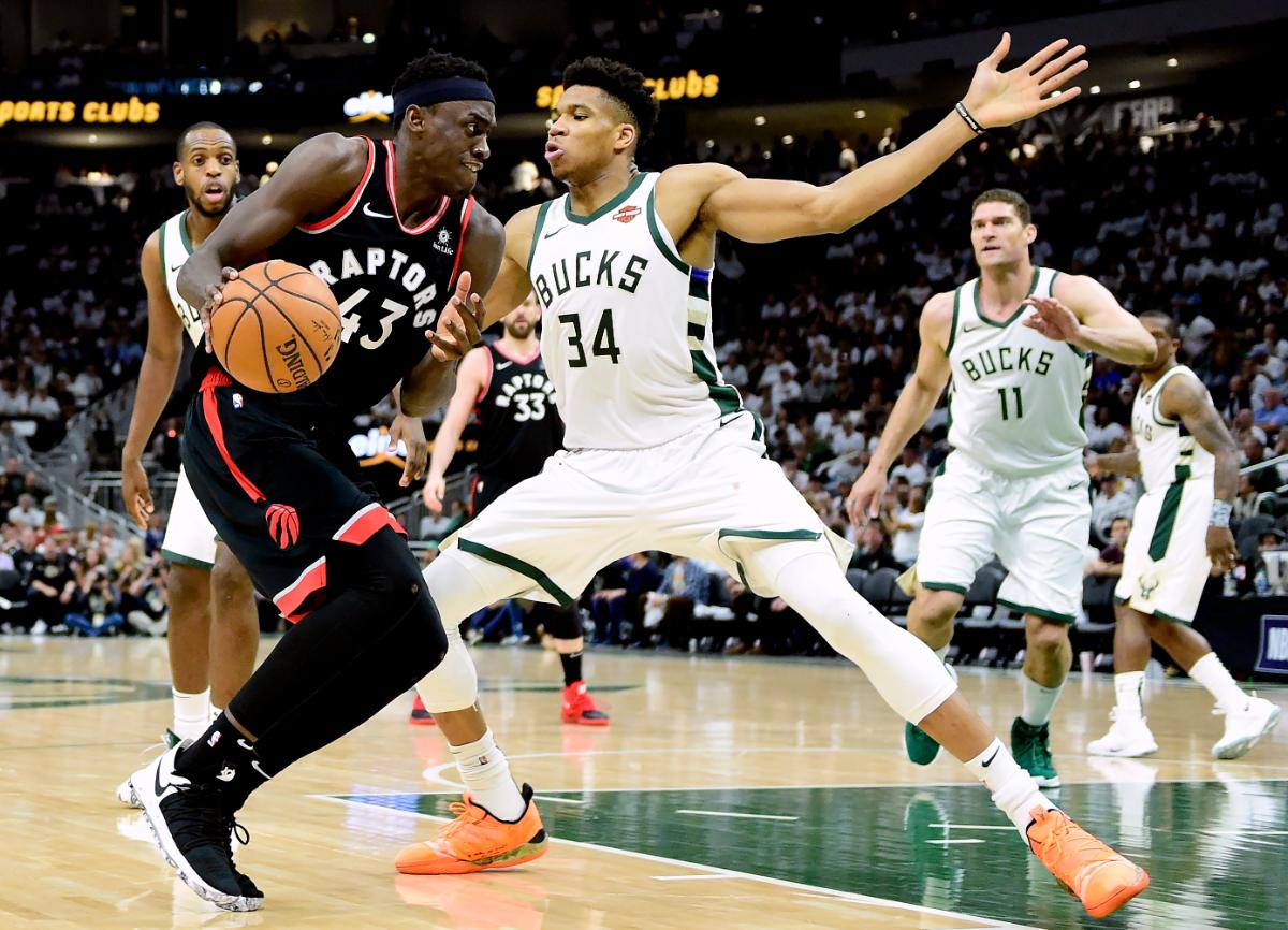 Милуоки баскетбол. Giannis Antetokounmpo 2020-2021. Giannis Antetokounmpo vs Lakers. NBA Eastern Conference Teams.