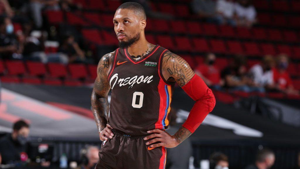 Damian Lillard размах рук