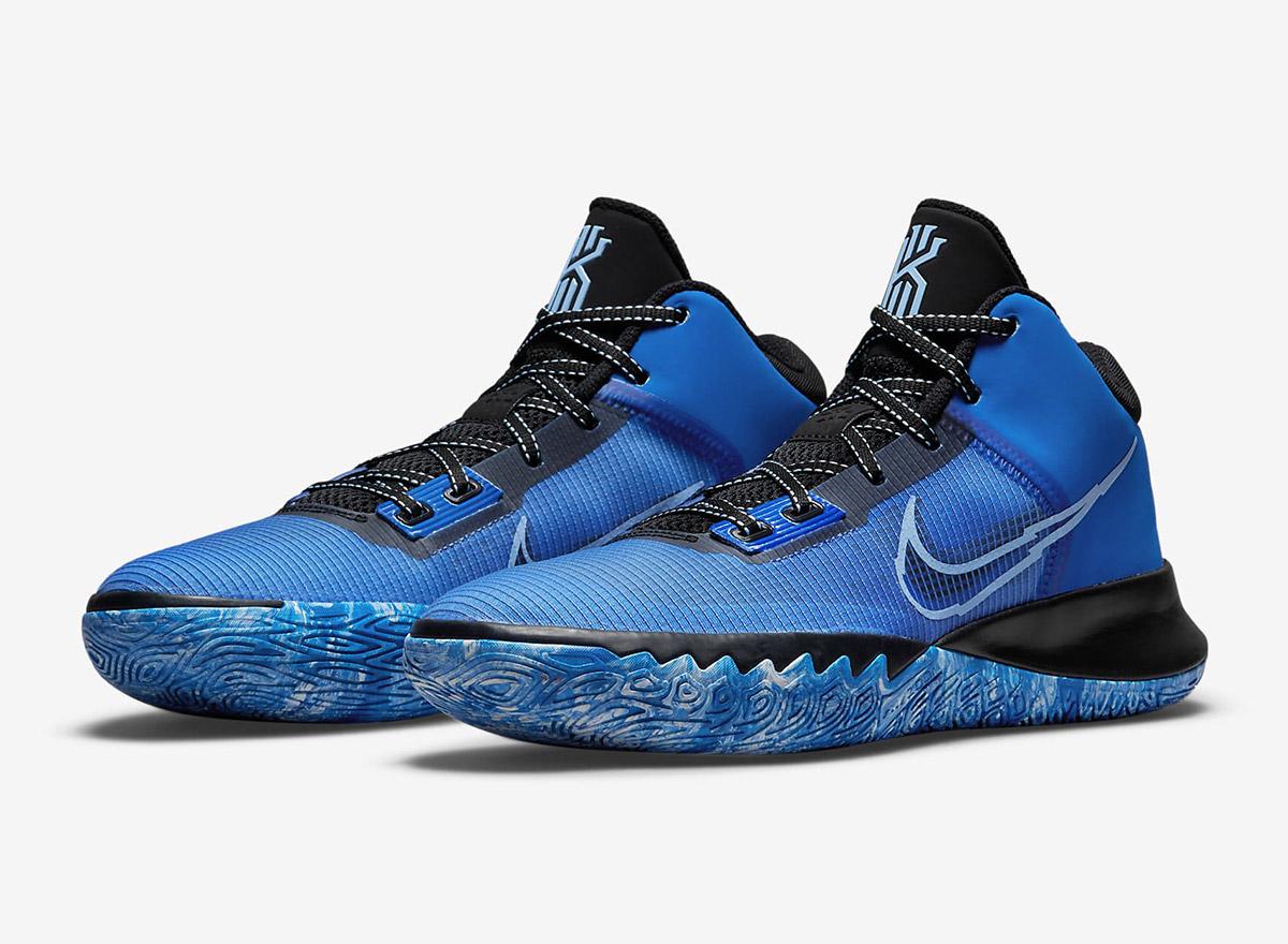 nike kyrie blue shoes