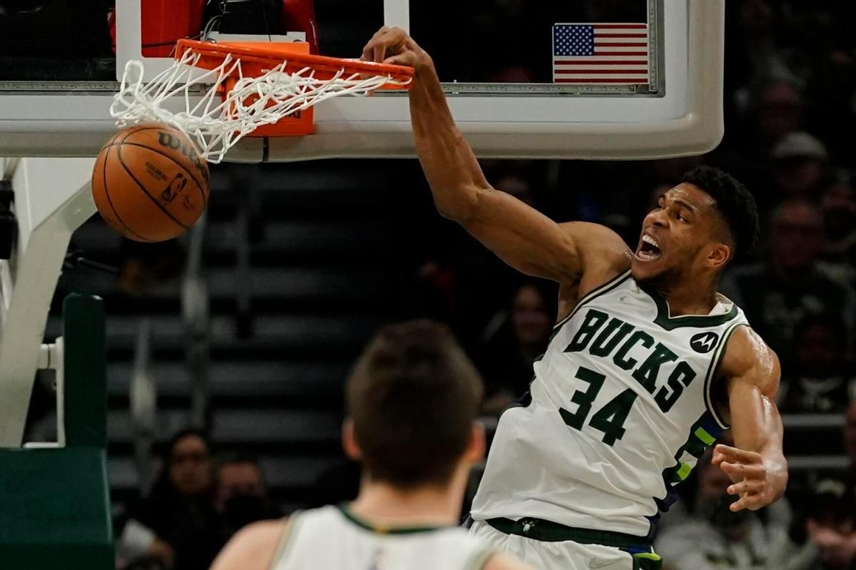 Больше всего очков в нба. Giannis Antetokounmpo. Giannis Antetokounmpo face. Giannis Antetokounmpo Dunks 2 Pink. Giannis Antetokounmpo 2020-2021.