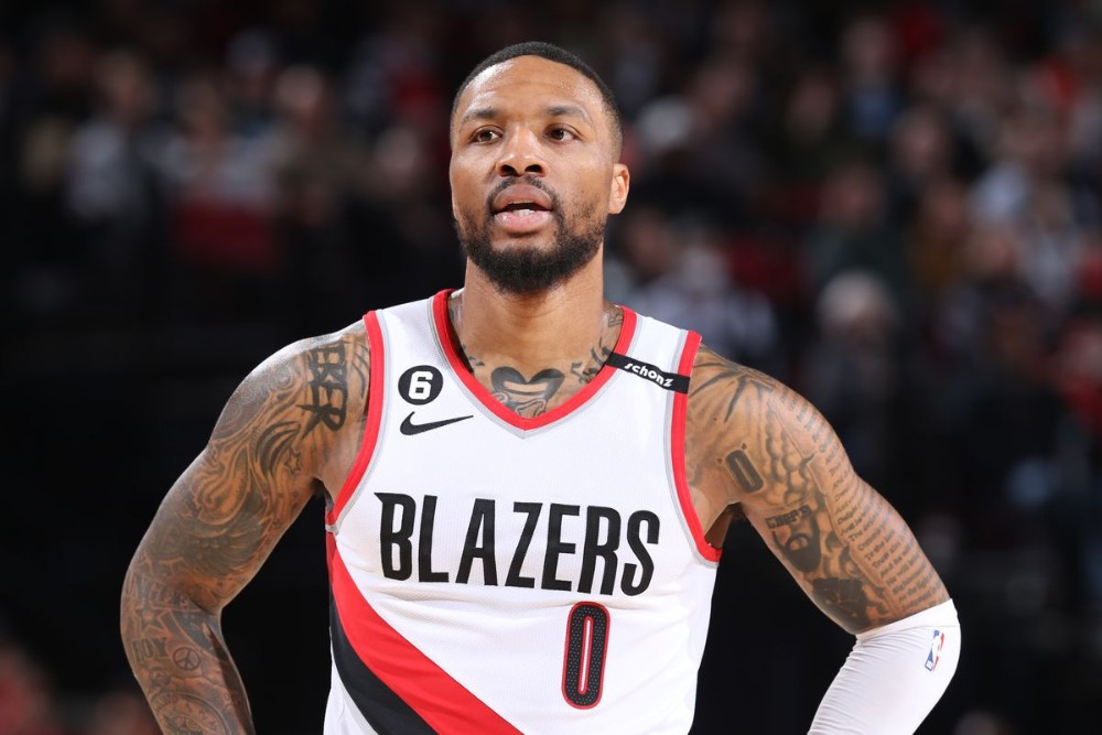 Damian Lillard размах рук