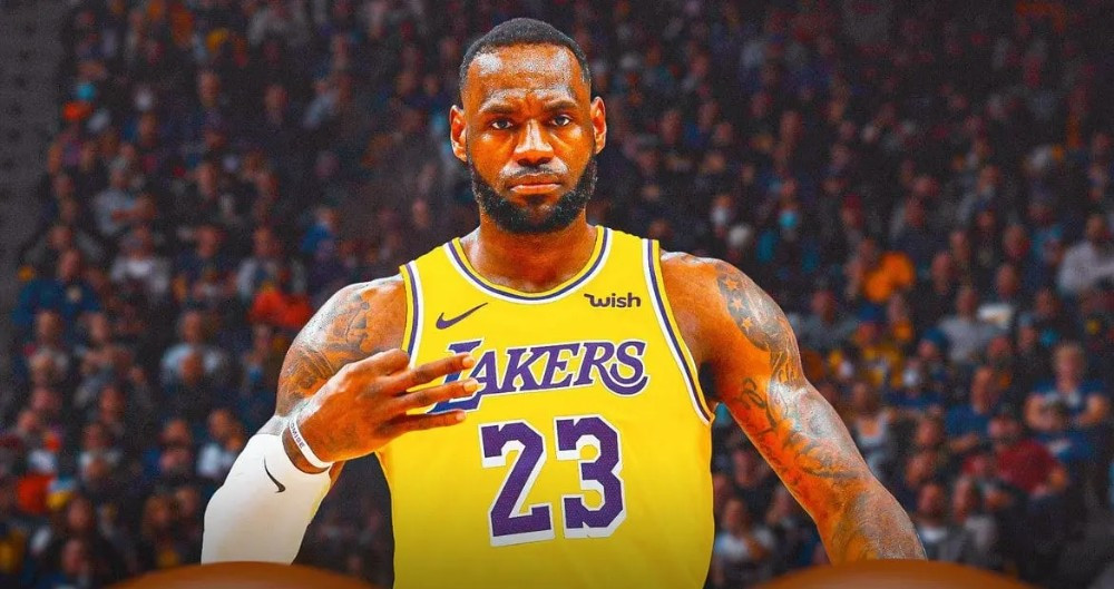 LEBRON James Lakers