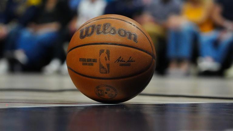 На этой неделе НБА официально заключит контракты с Disney, NBC и Amazon